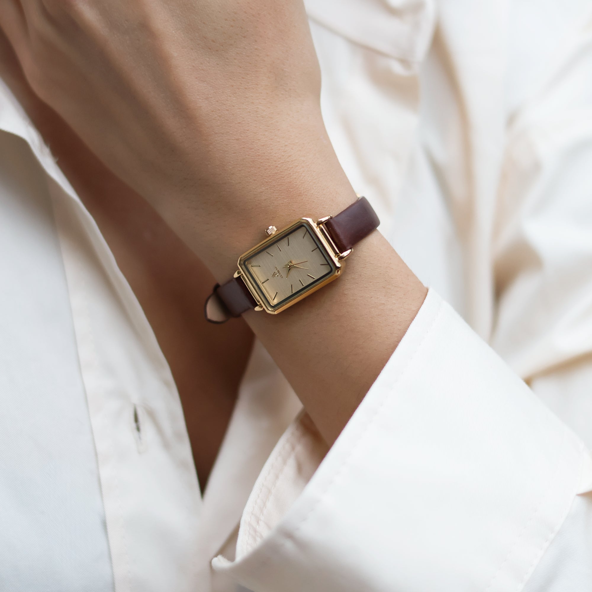 Amara Mini Vintage Leather Watch  AYAMAE Amsterdam