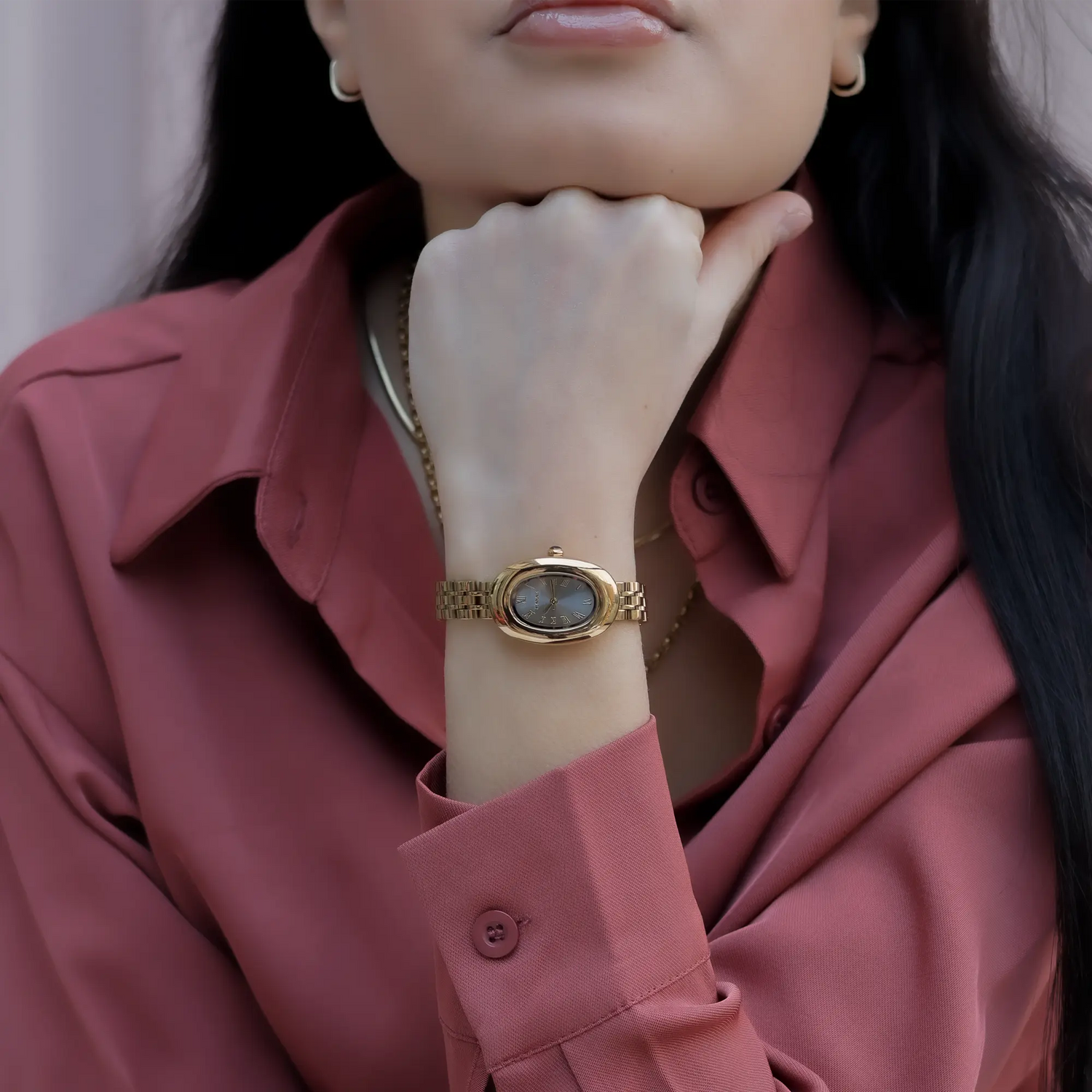 Doa Oval Classic Watch  AYAMAE Amsterdam
