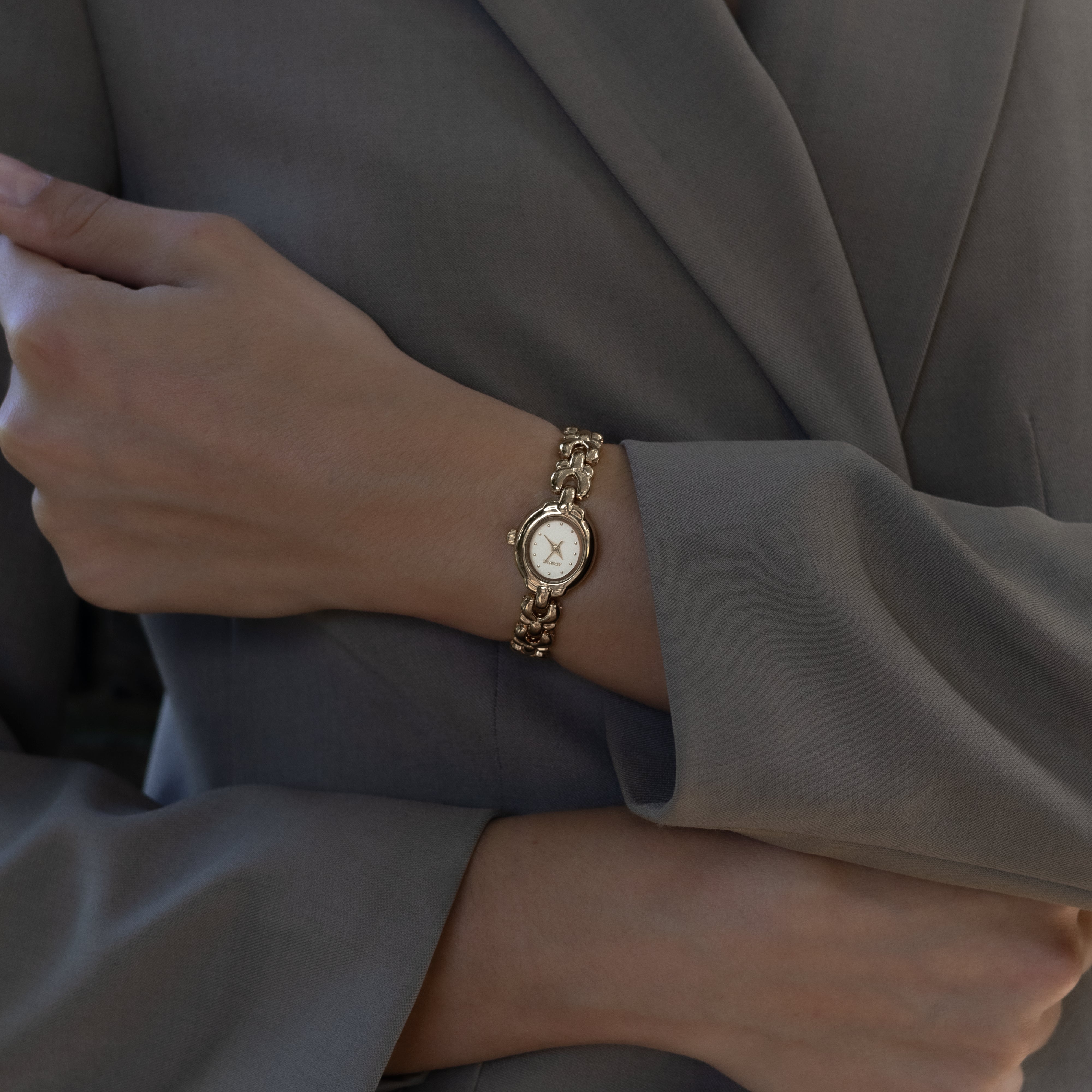 Sofia Small Vintage Watch  AYAMAE Amsterdam