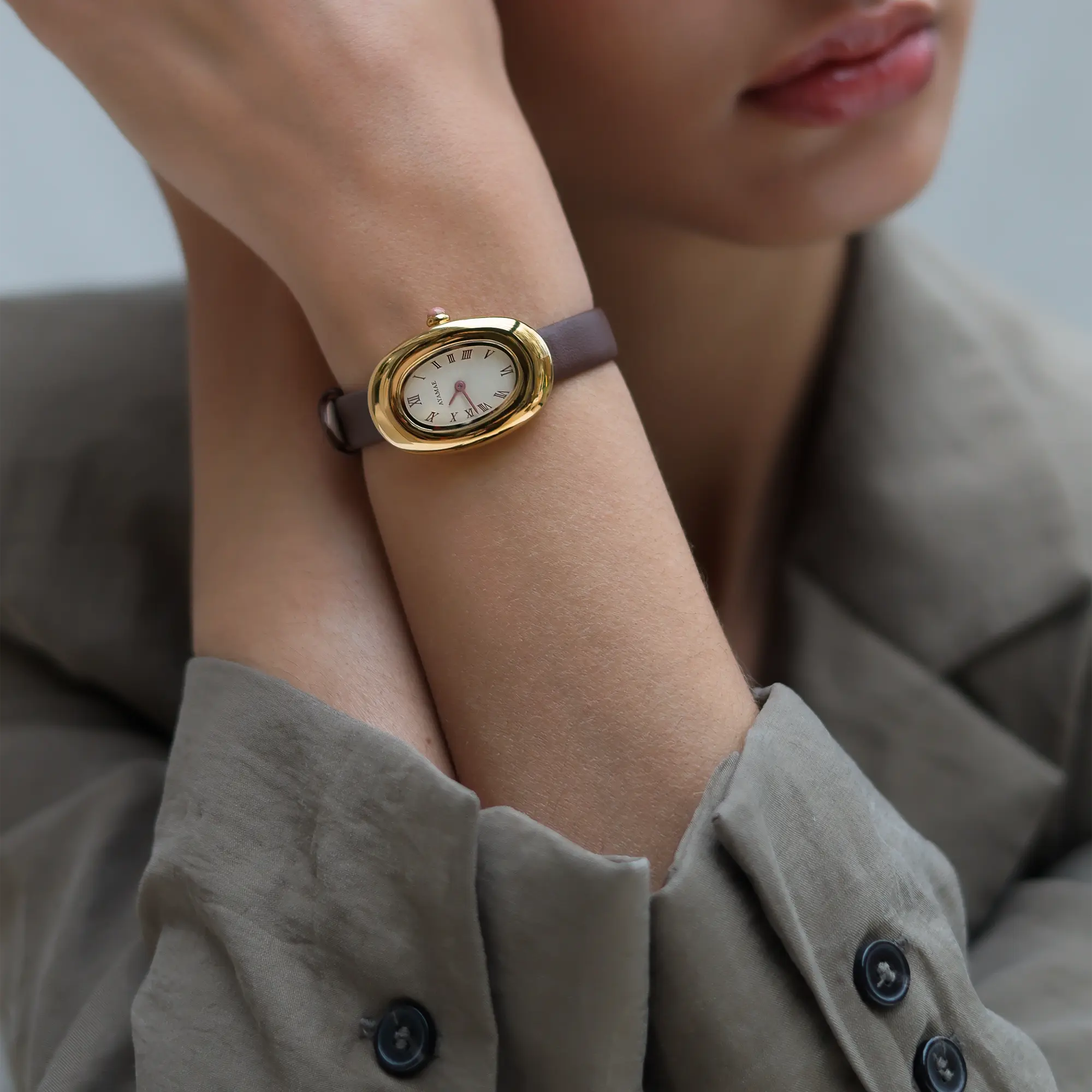 Doa Oval Leather Watch  AYAMAE Amsterdam