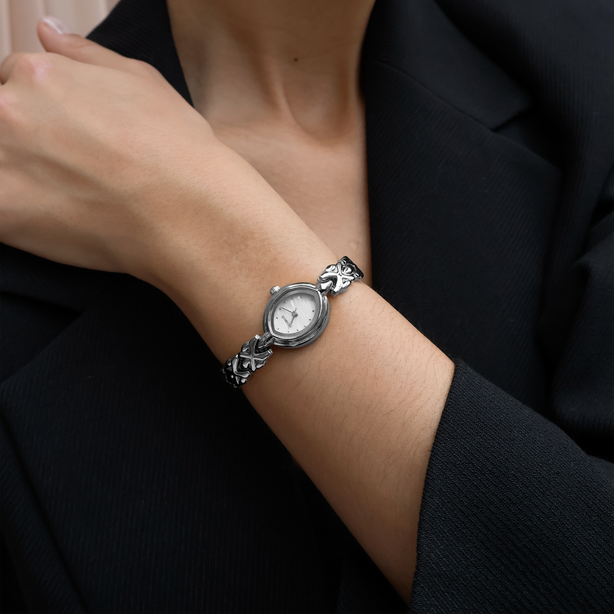 Antico Vintage Classic Watch  AYAMAE Amsterdam
